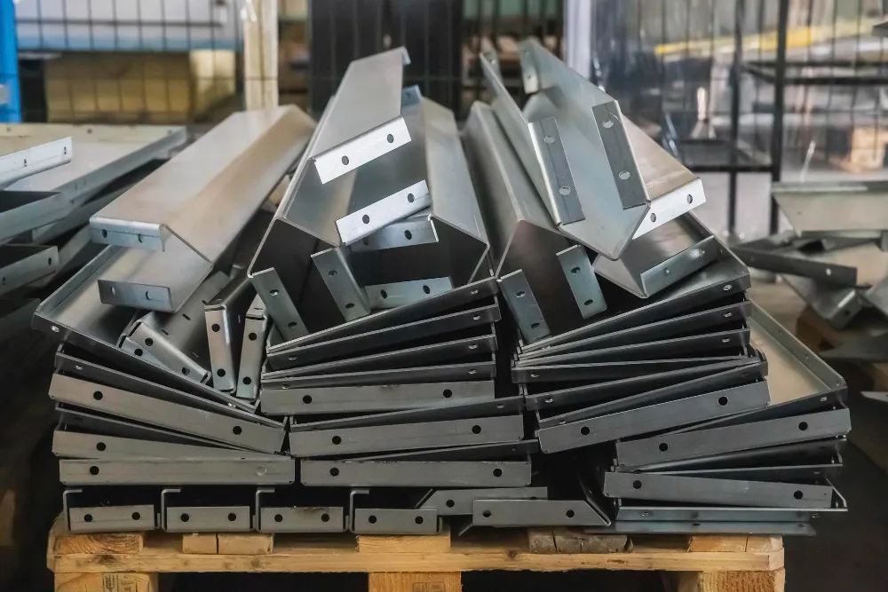 Dobra de Chapa de Aço | Corte e Dobra de Chapas de Aço | Rio de Janeiro