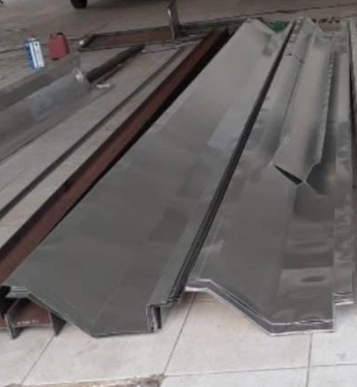 Corte e Dobra de Aço no Rio de Janeiro | Dobras de chapas de aço RJ Corte e Dobra de Aço no Rio de Janeiro | Dobras de chapas de aço RJ